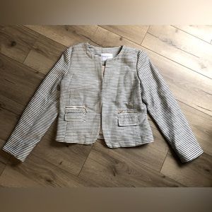Katherine Barclays Montreal Black & White Stripped Blazer w/ 2 Pockets - Size L